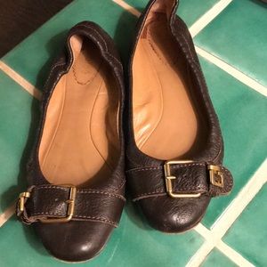Chloe flats